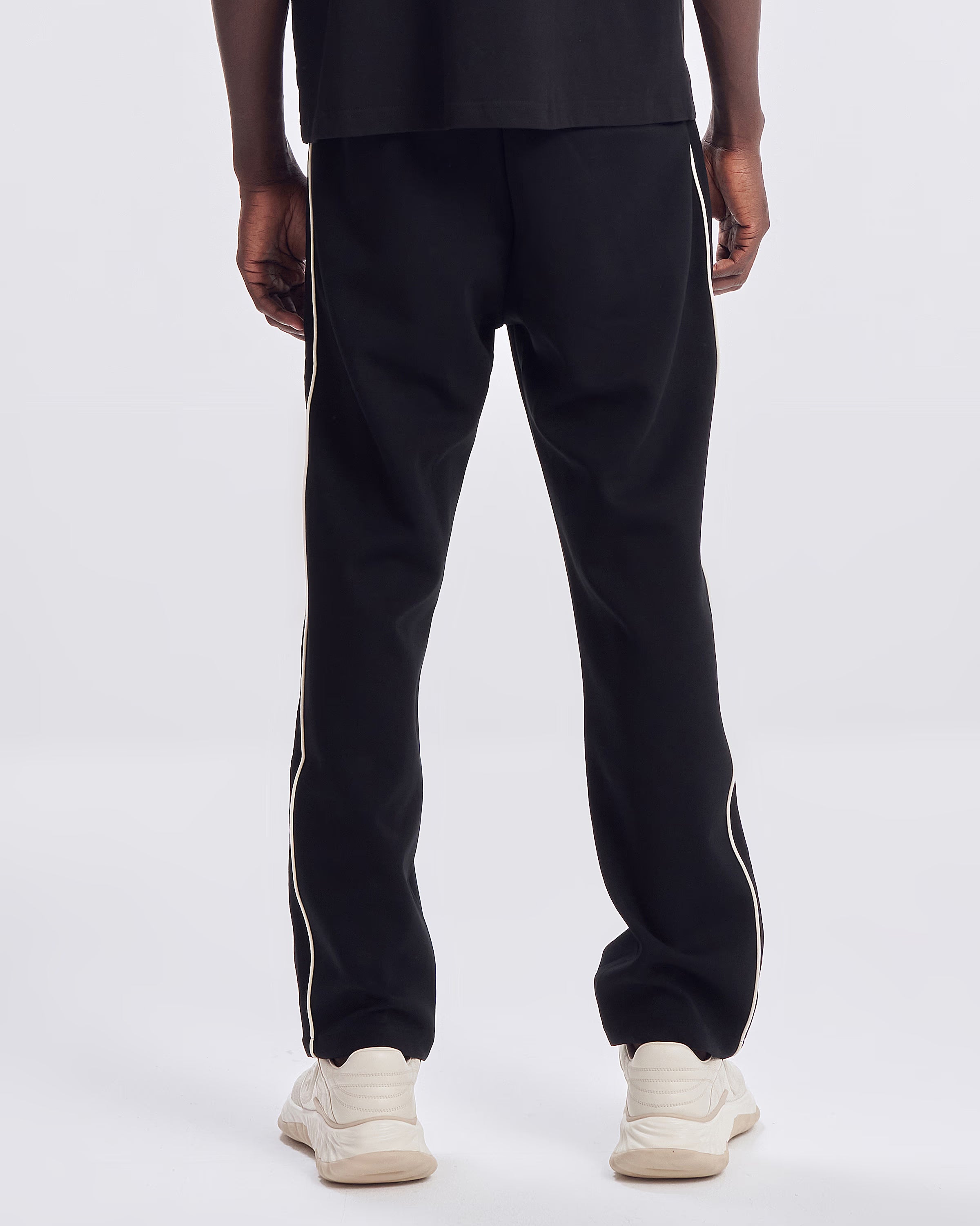 p17 loewesweatpantsloewe - black - 2