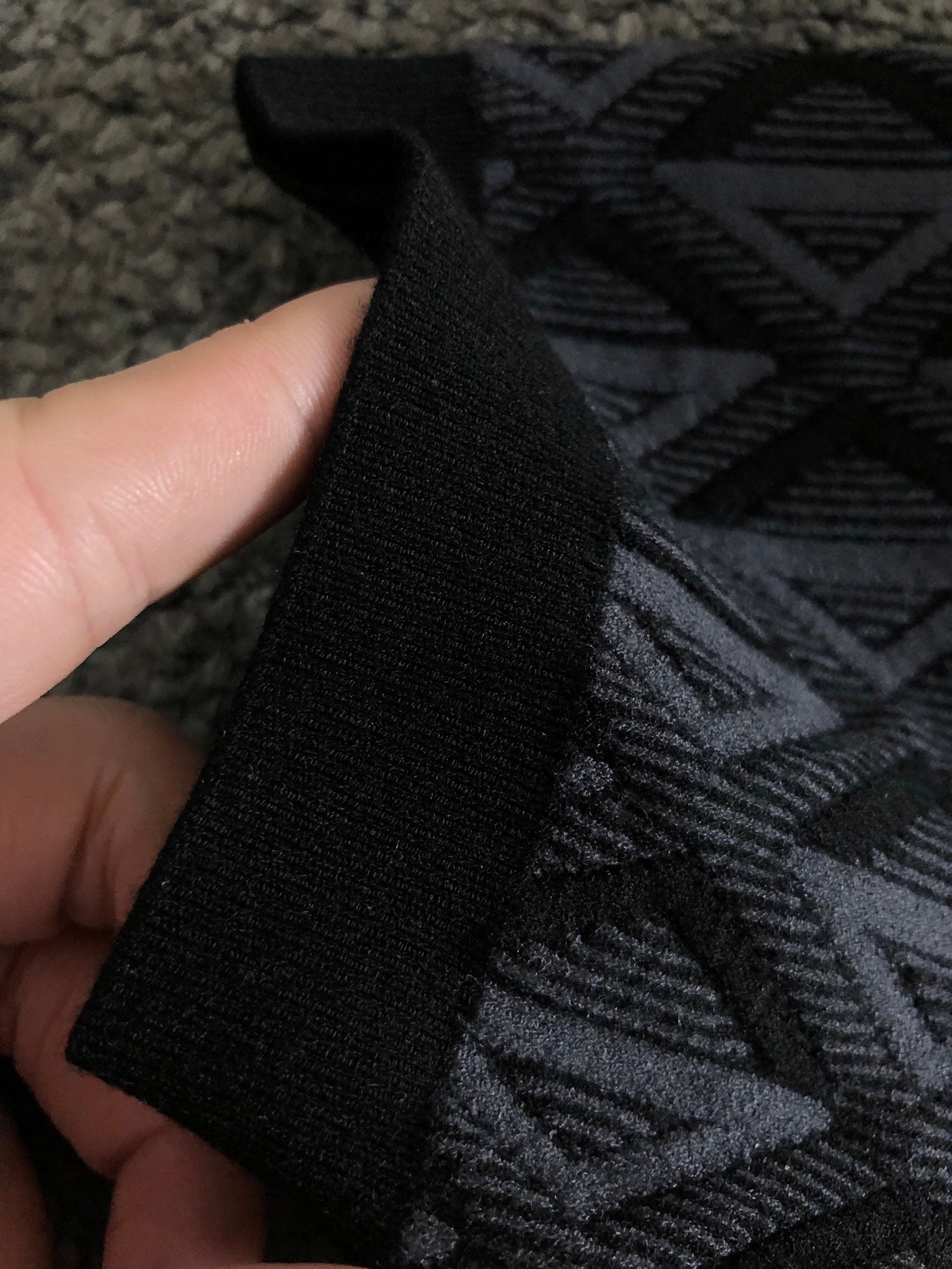 black view 2