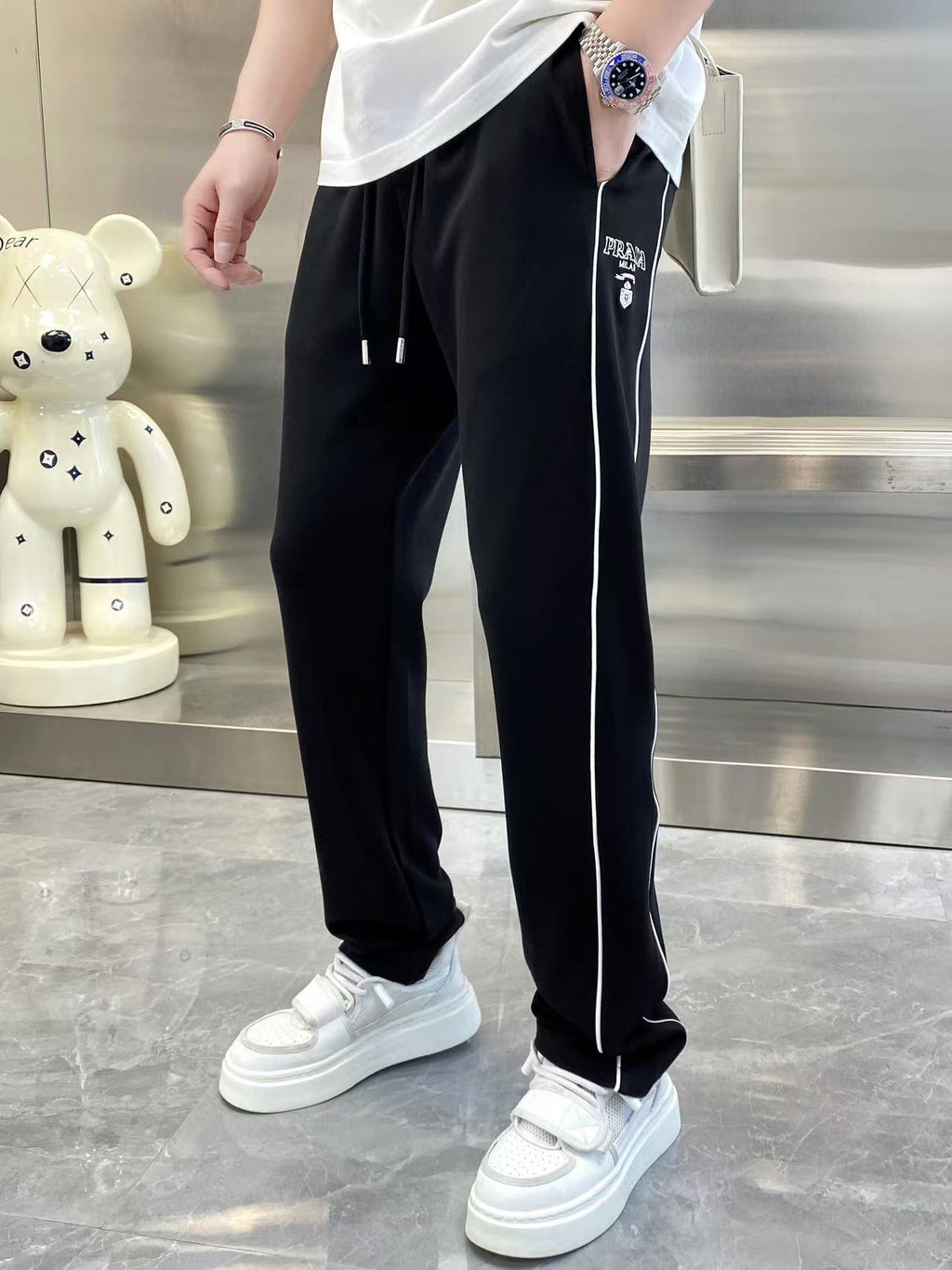 black view 3