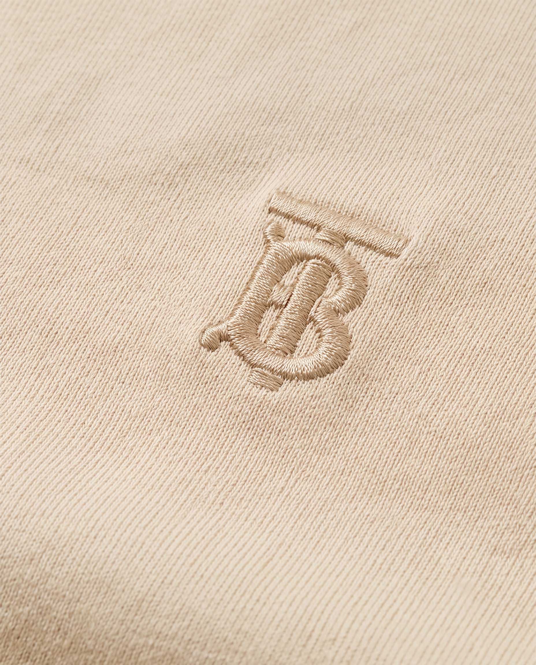 beige view 3