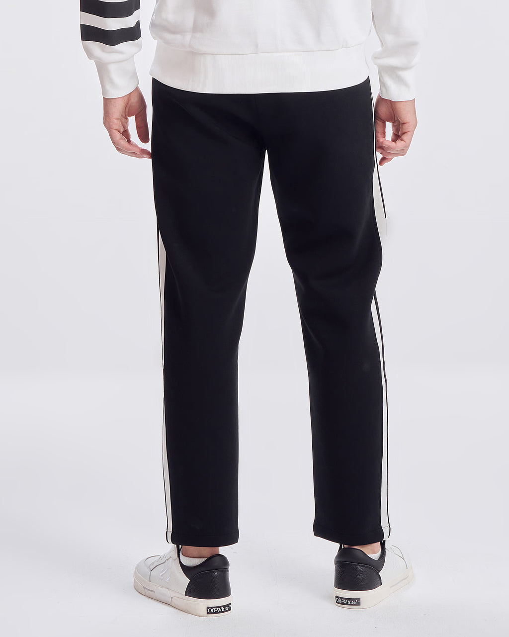 moclerblackmoncler - black - 3