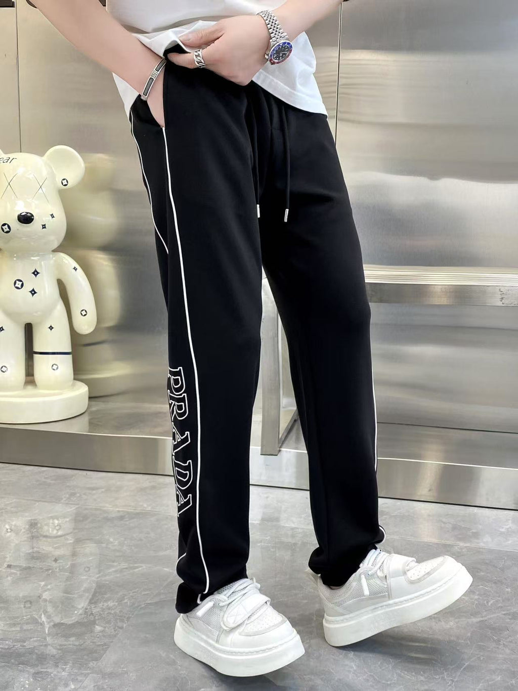black view 2