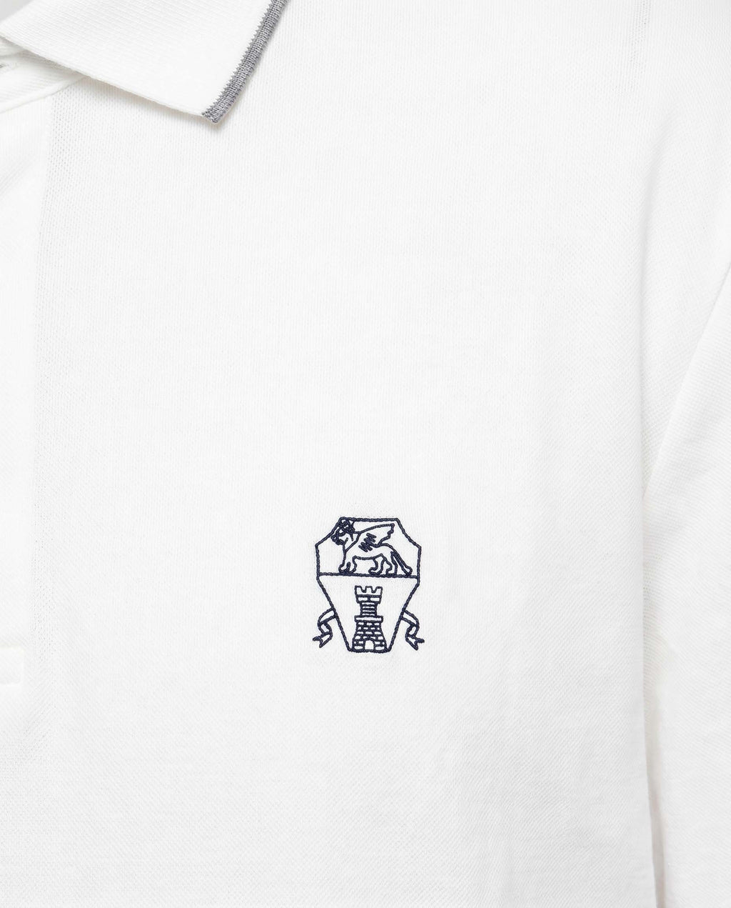 white view 3